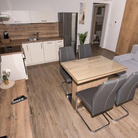 Apartmaji Aida Alsómarác Kültér fotó